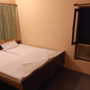 Mishra , Varanasi India